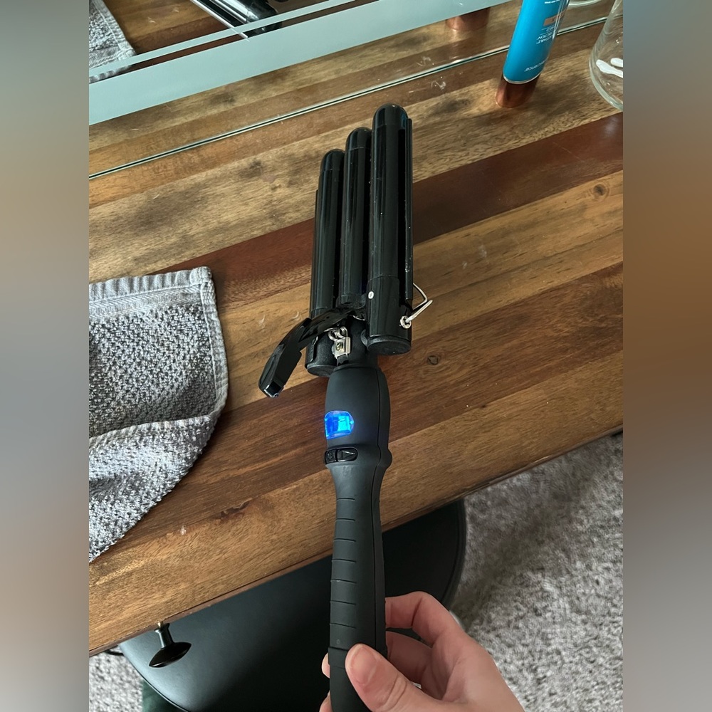Triple barrel crimper